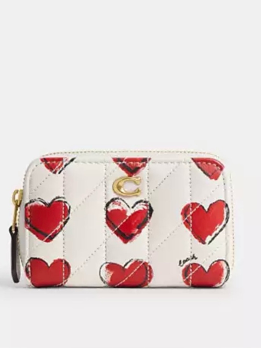 Coach Essential Small Zip Around Card Case With Quilting And Heart Print